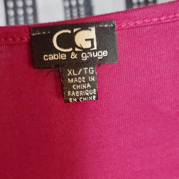 Cable & Gauge fuschia long-sleeved high-low tunic, XL, EUC (unworn) - Picture 3 of 4
